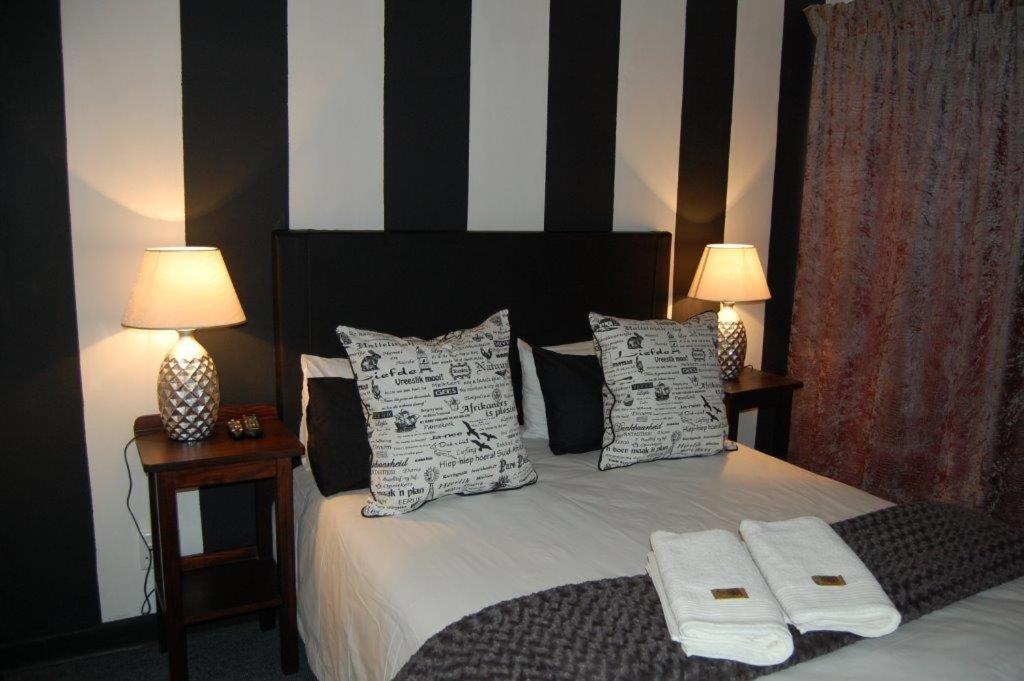 7 Cities Guesthouse Cradock Buitenkant foto