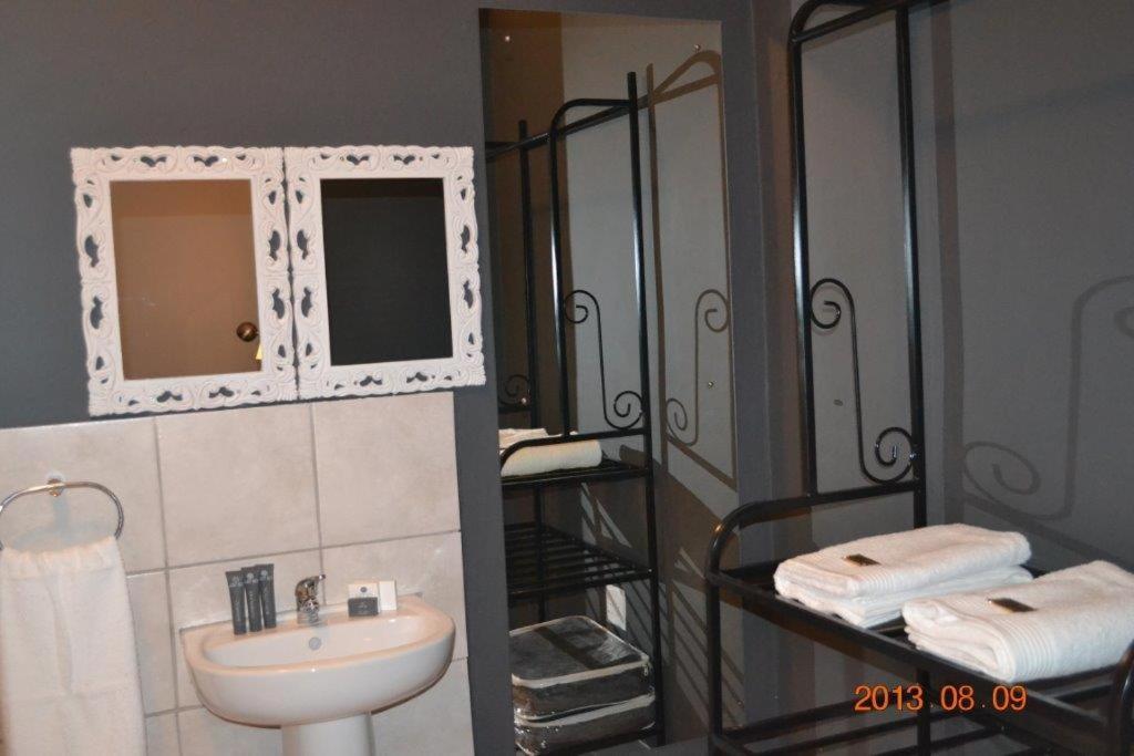 7 Cities Guesthouse Cradock Buitenkant foto